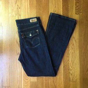 Levi’s 526 slender bootcut jean